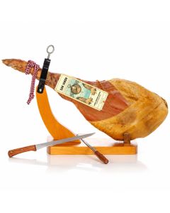 La Bañeza Hamper with a whole serrano ham and Ham Set